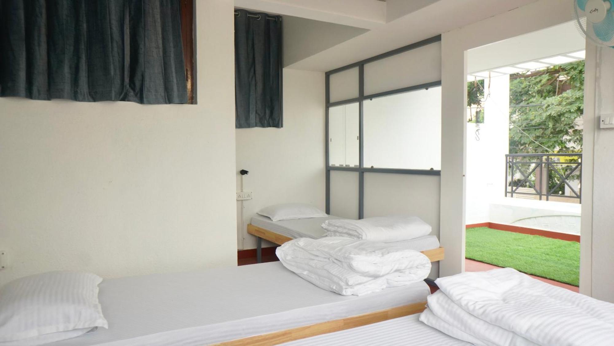 Roambay - Gokulam Hostel Mysore Exterior foto