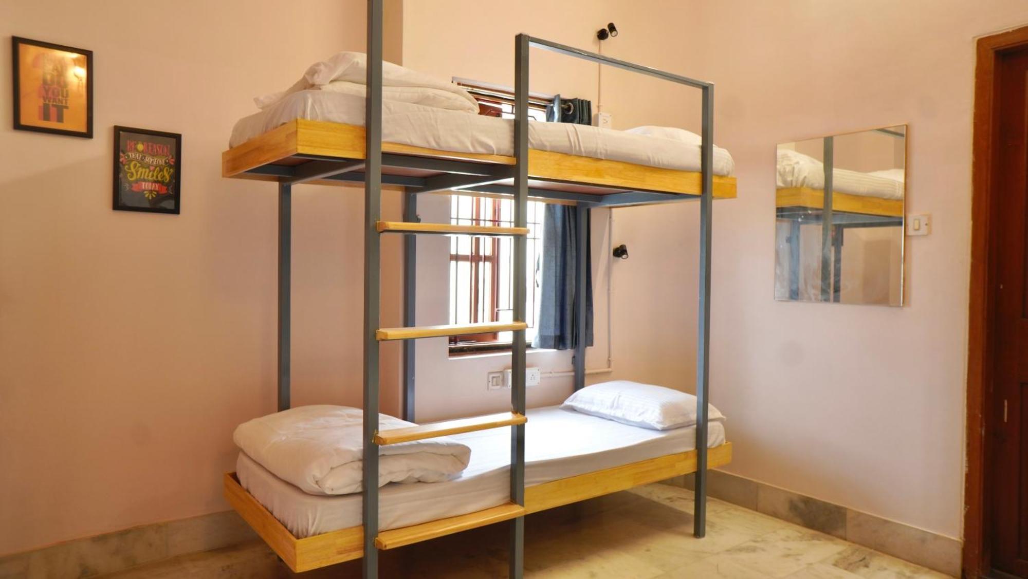 Roambay - Gokulam Hostel Mysore Exterior foto